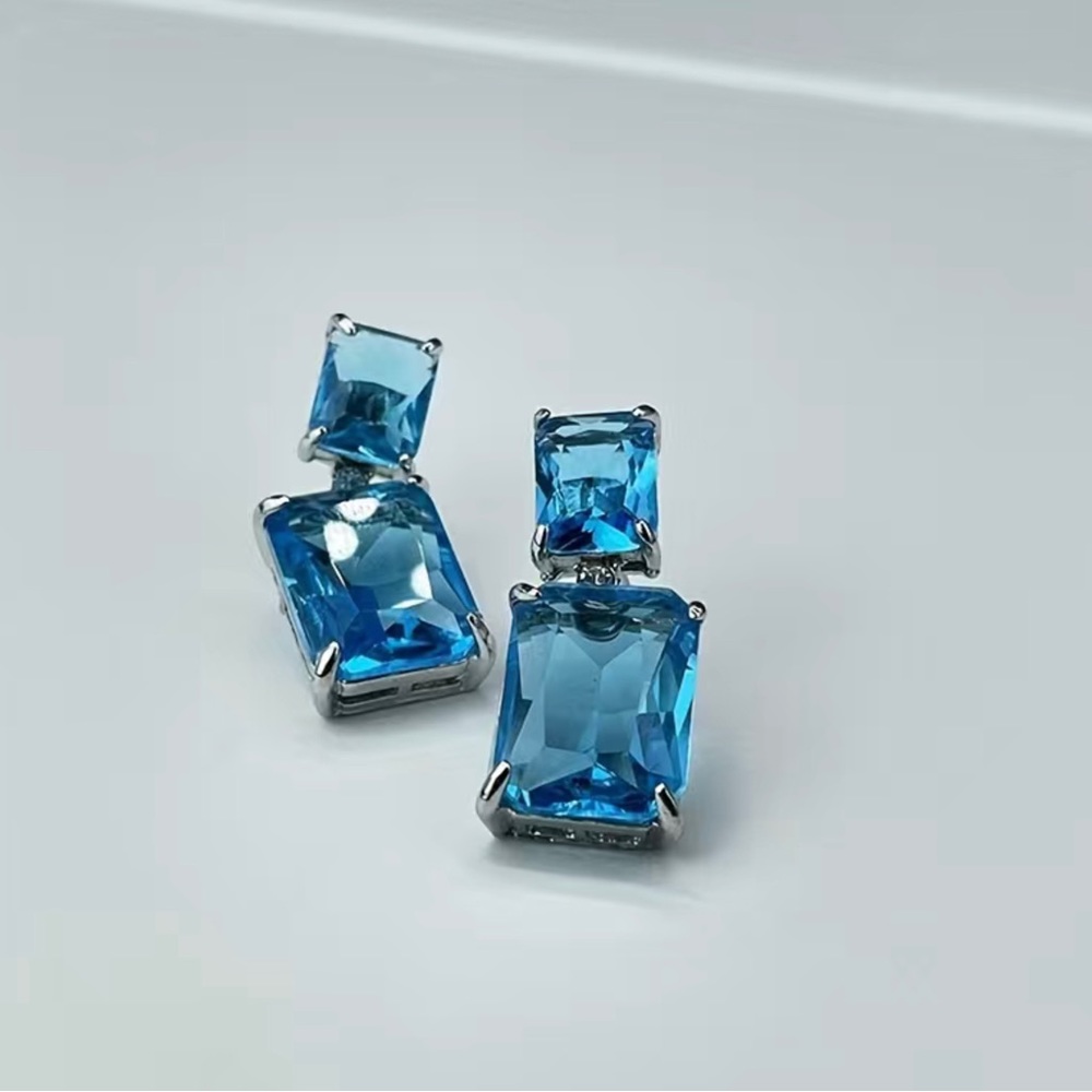 Lovely Square Blue Stone Earrings